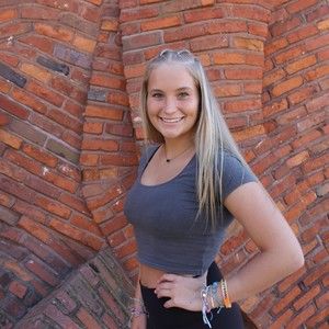 Meet your Posher, Miraya